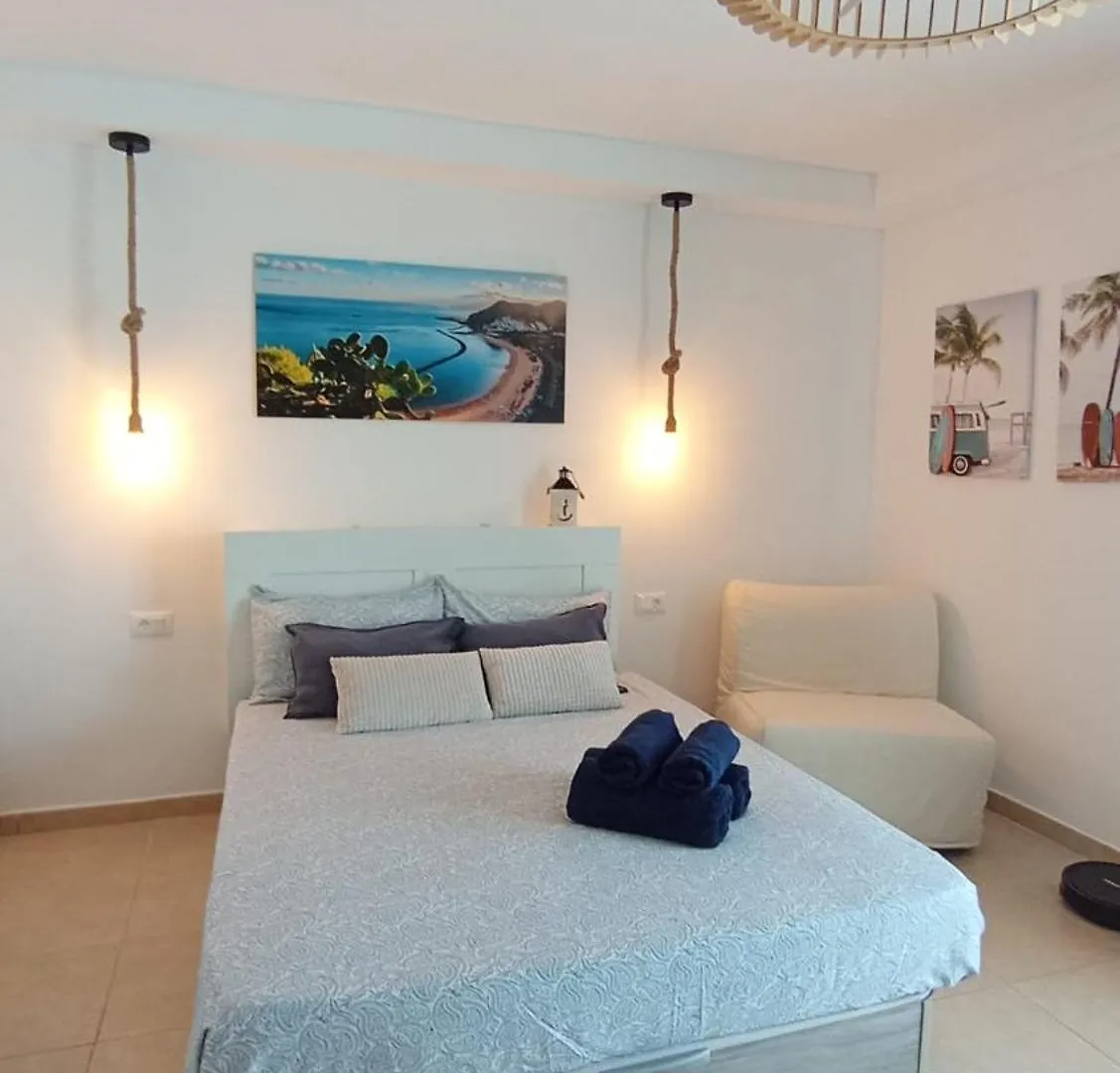 דירות אדחה Ocean Front Sunset View